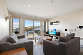 White Crystal 206, Hotham Heights